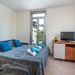 Lägenhet La Bouee-1 By Interhome Antibes