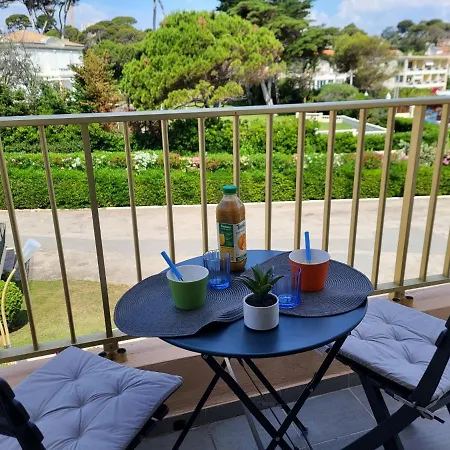 La Bouee By Interhome Antibes